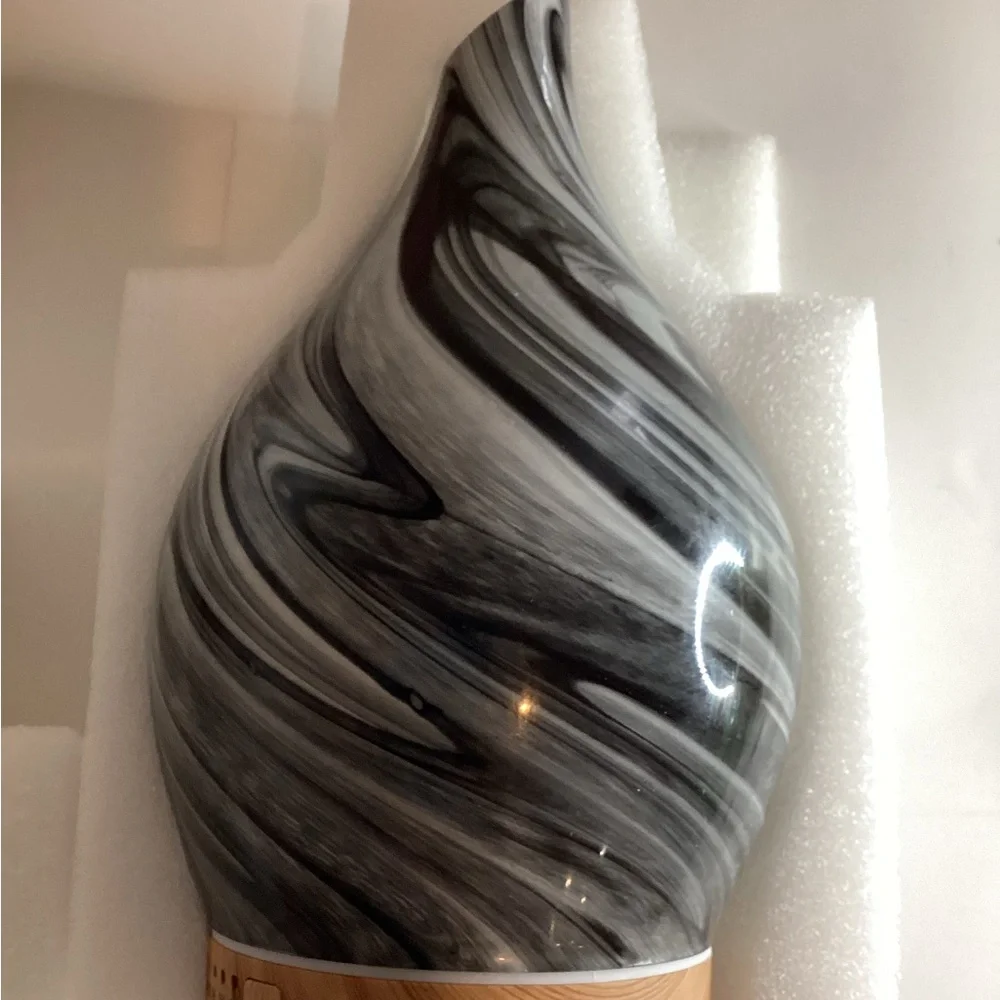 Porseme Aladdin Vase Diffuse Handmade Glass Essential Oil Diffuser Black280ml